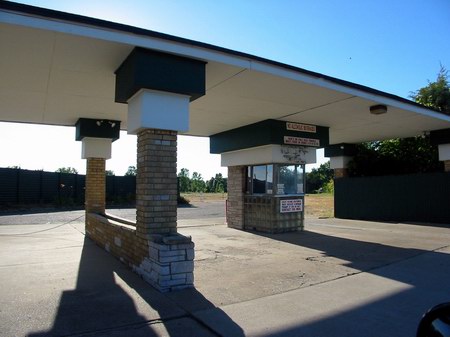 US-23 Drive-In Theater - Lanes - Photo From Rg